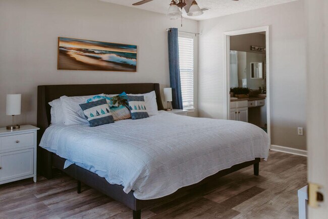 Building Photo - 11808 Cabana Ct