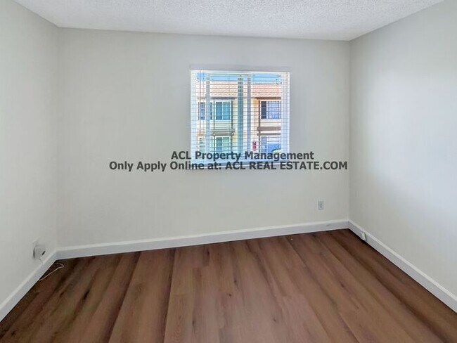 Building Photo - 4163 Rainbow Terrace