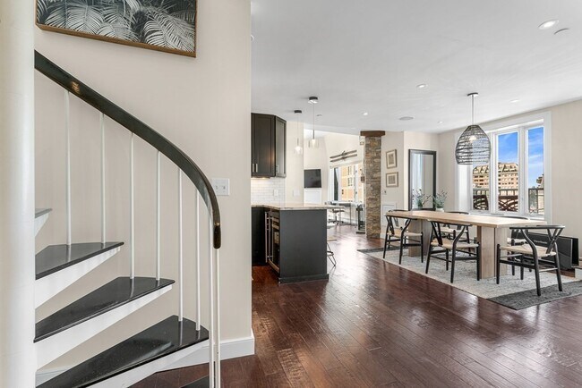 Building Photo - 33 Commercial Wharf