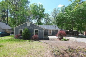 Building Photo - 1610 Burnley Dr