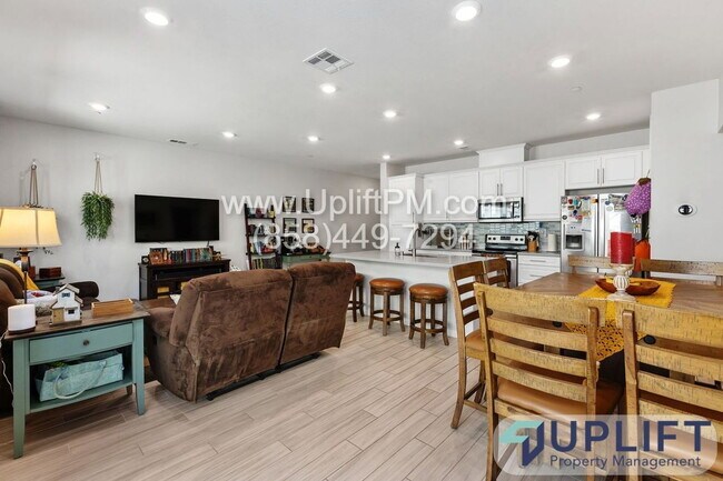 Building Photo - 1362 Palo Verde Way