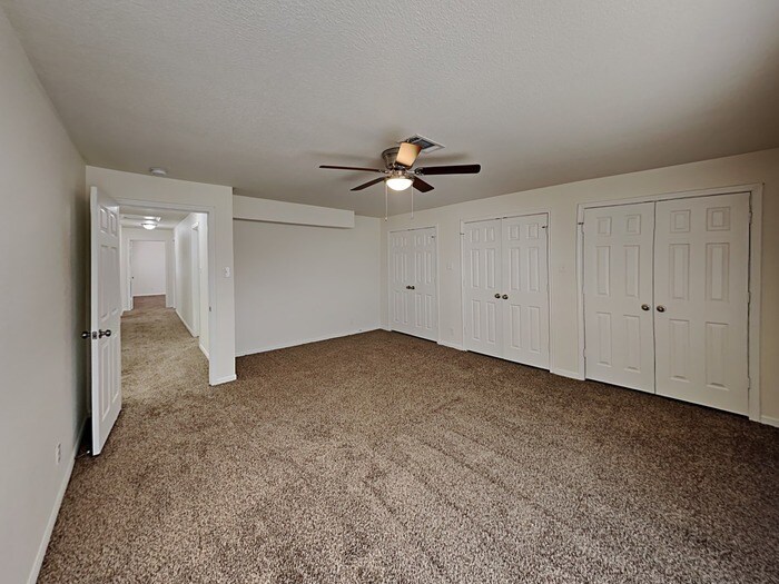 Building Photo - 2405 Avenue G