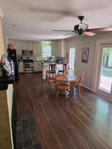 Building Photo - 5110 Rexton Ln