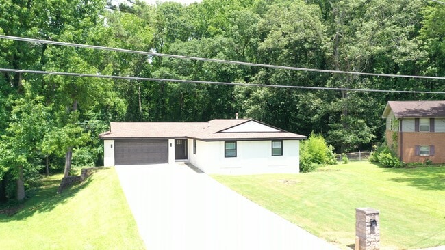 Building Photo - 6178 Graceland Cir