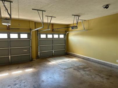 Building Photo - 355 Honey Hill Dr