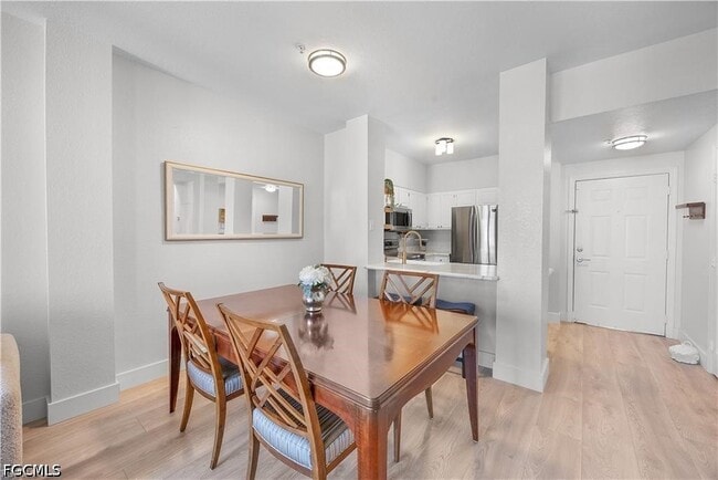 Building Photo - 23710 Walden Center Dr