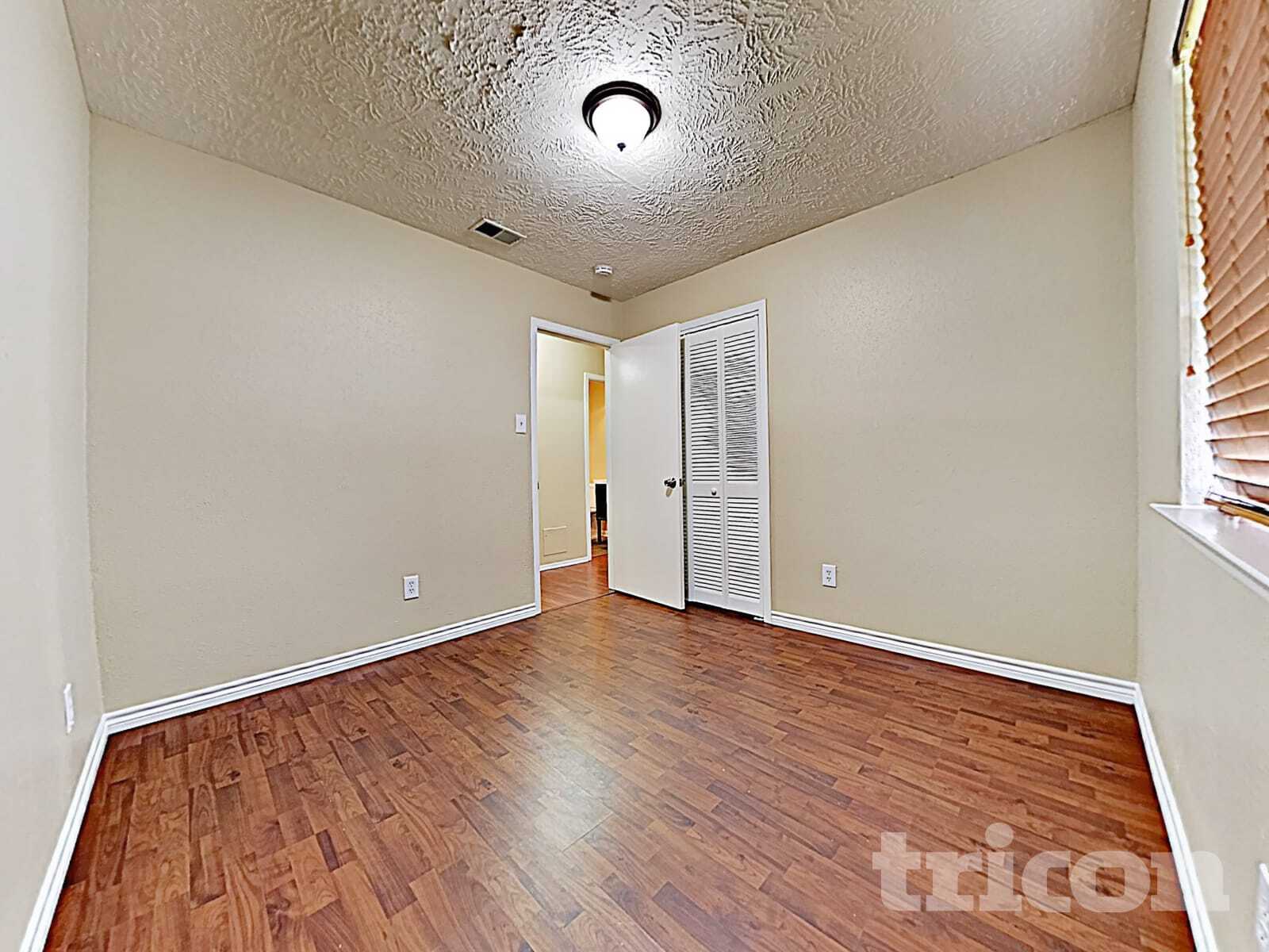 Building Photo - 2803 Jeb Stuart Dr