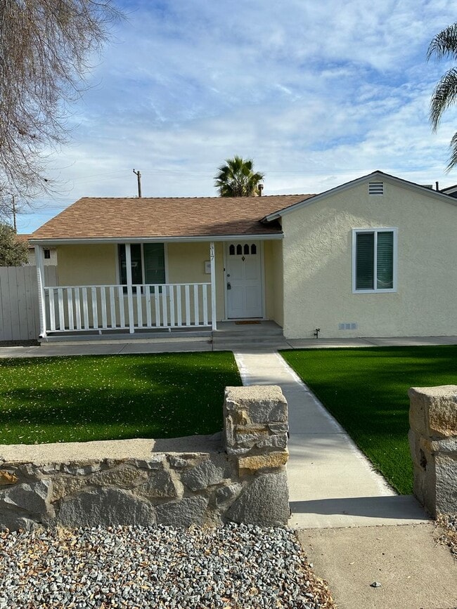 Building Photo - 317 Richfield Ave