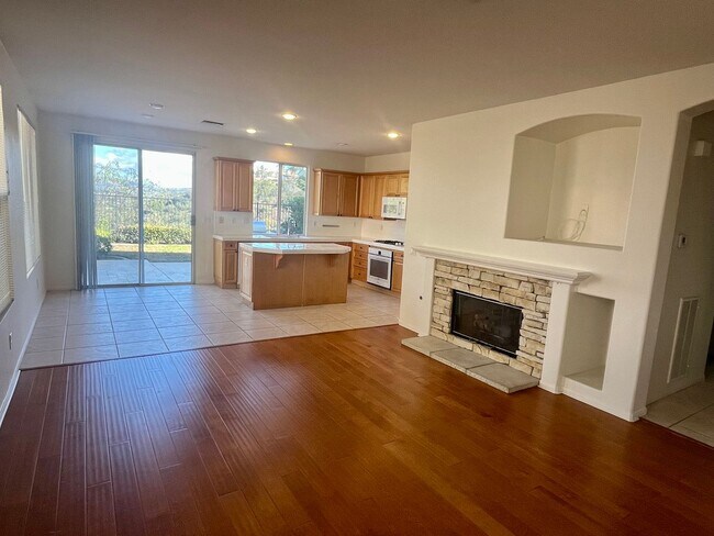 Building Photo - patt1460 Sapphire