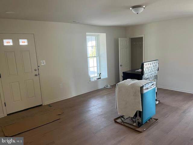 Building Photo - 2210 New Falls Rd