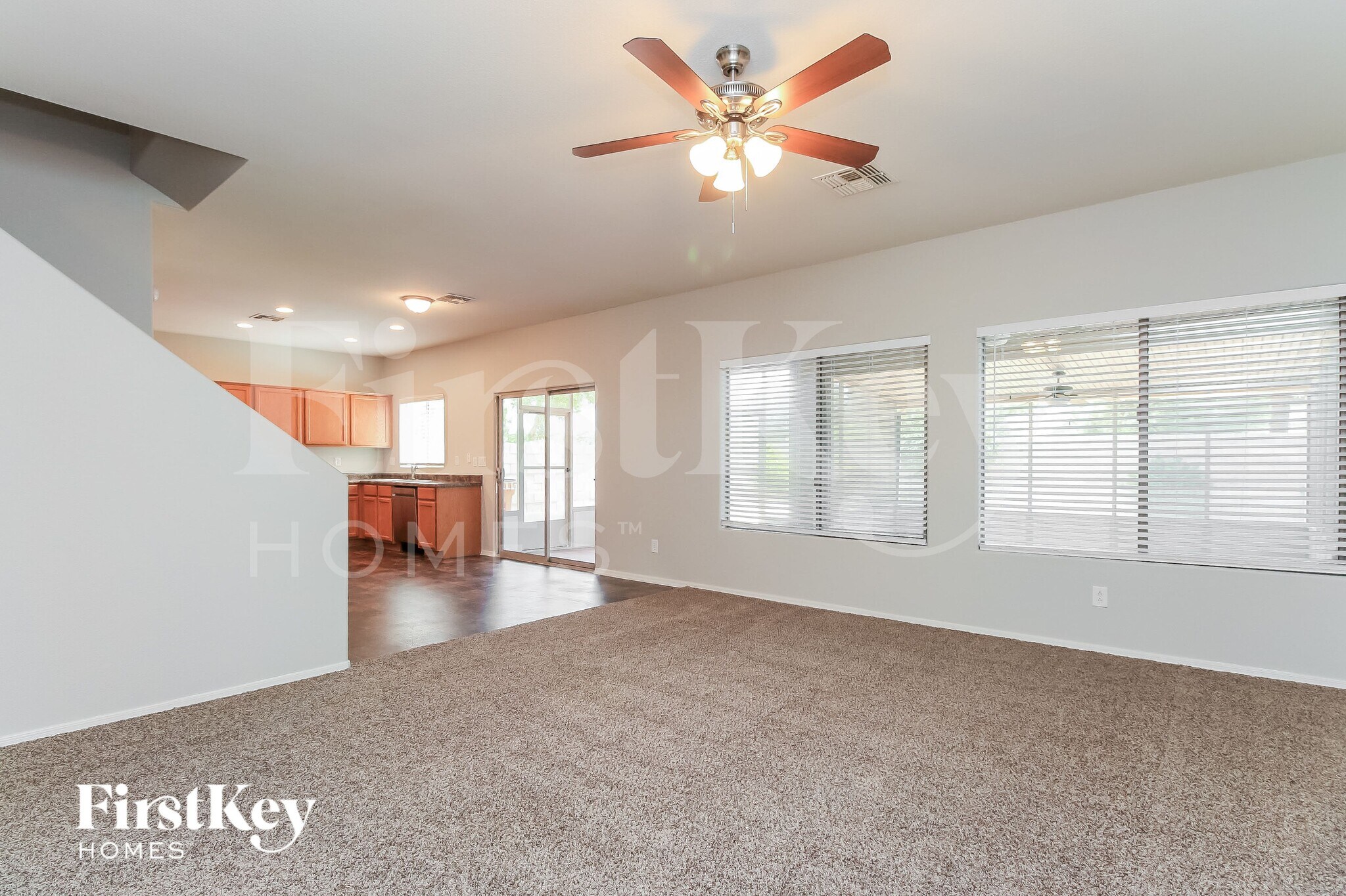 Building Photo - 617 E Payton Cir