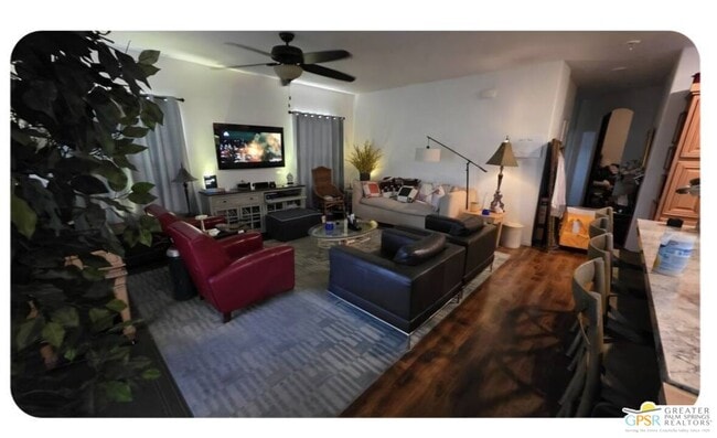 Building Photo - 15300 Palm Dr