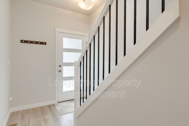 Building Photo - 17854 SW Rudolph Ln