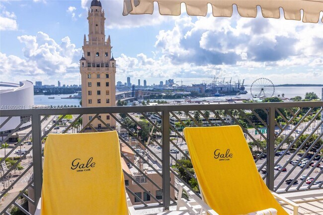 Building Photo - 159 NE 6th St