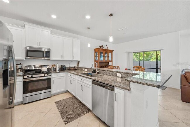 Building Photo - 8166 Crescent Oaks Dr