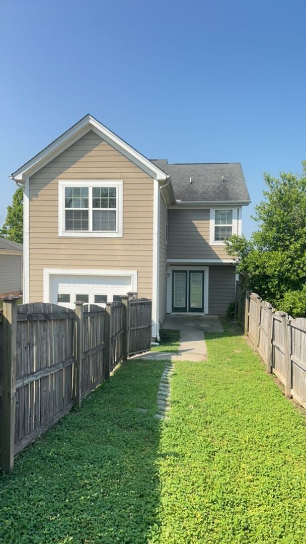 Building Photo - 500 S Bull St