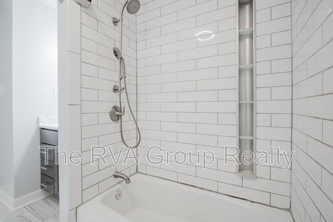 Building Photo - 4930 Bethlehem Rd