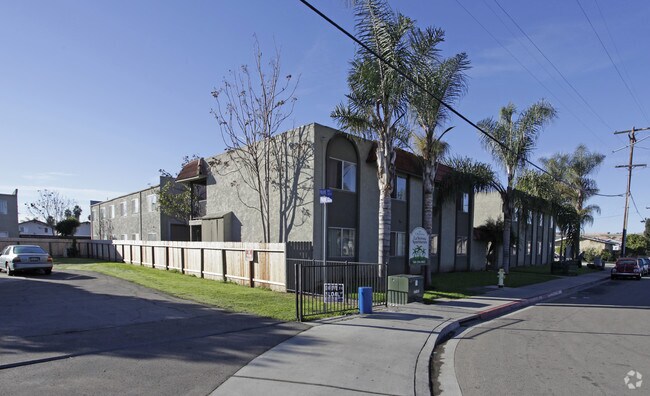 Primary Photo - La Serena Apartments
