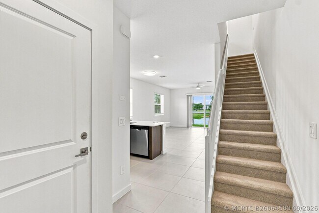Building Photo - 147 Lakeside Lndg Ct