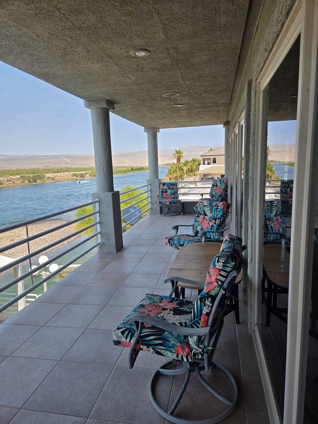 Building Photo - 3 Story Beauty on the Colorado River w/Private Dock