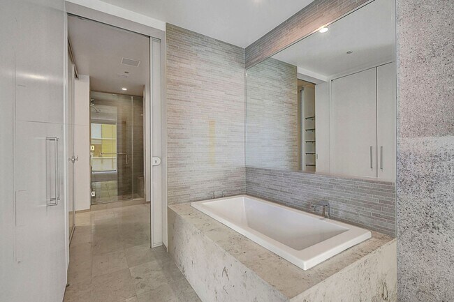 Building Photo - Veer Towers 2310E- City/Strip Views from this Stunning 1Bd/1Ba Residence