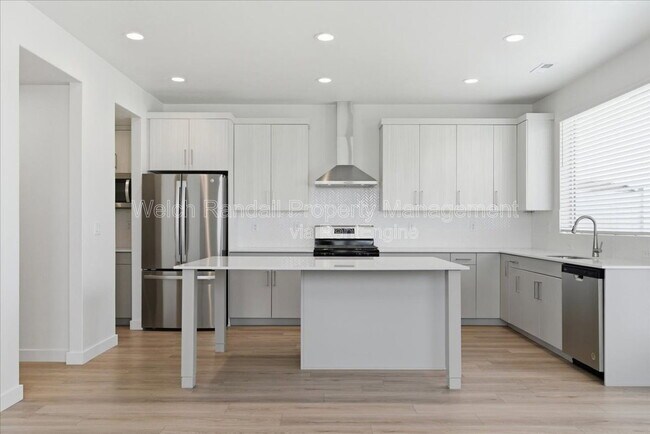 Building Photo - 3672 S 4525 W