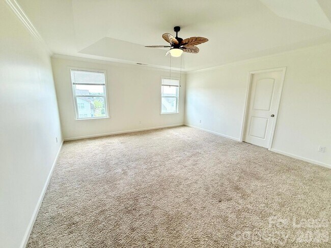 Building Photo - 4909 Grace View Dr