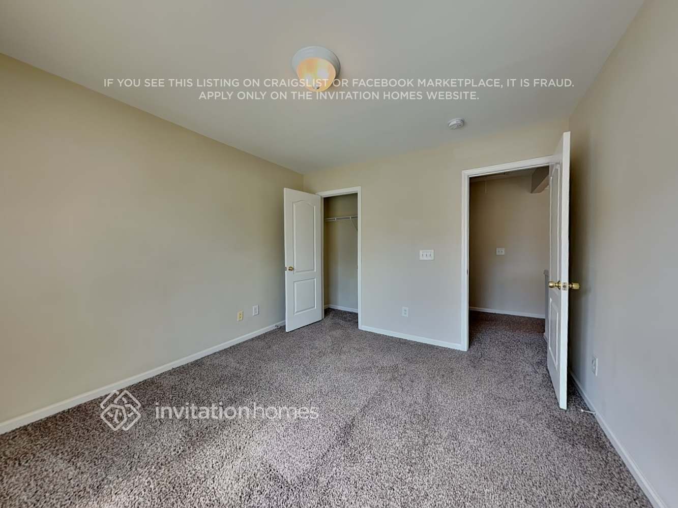 Building Photo - 5304 Granada Hills Dr