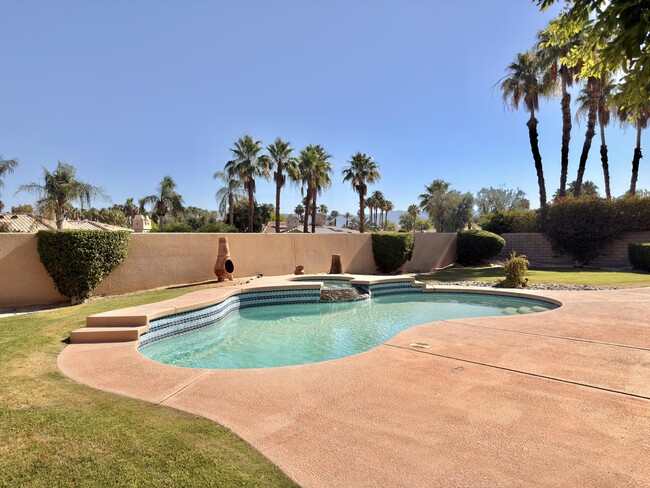 Building Photo - 75940 Nelson Ln