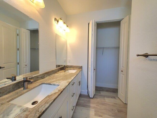 Building Photo - 26285 Explorer Rd