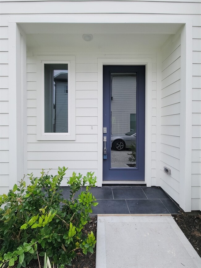 Building Photo - 8316 Curry Rd