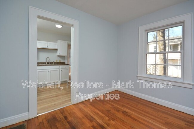 Building Photo - 3701 Turrentine St