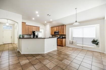 Building Photo - 414 Dartmoor Dr