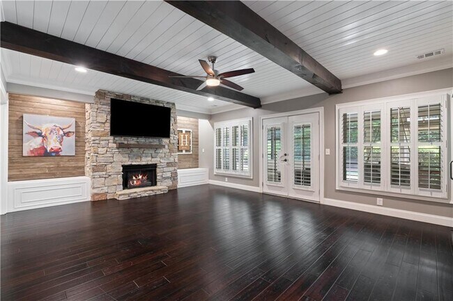 Building Photo - 6327 Howell Cobb Ct