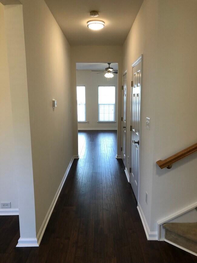 Entry Hallway - 5029 Prosperity Ridge Rd