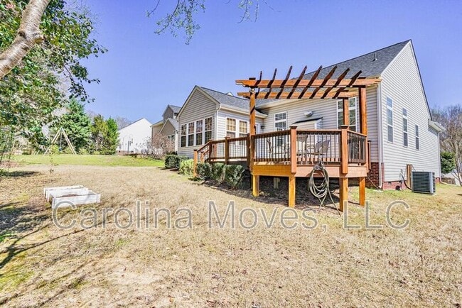 Building Photo - 380 Amberleaf Way