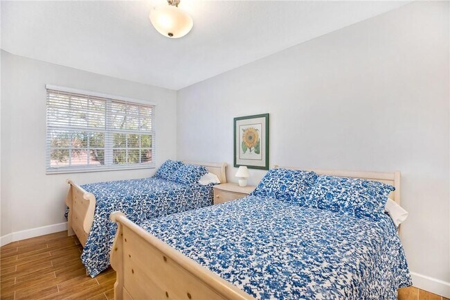 Building Photo - 4106 Carriage Dr