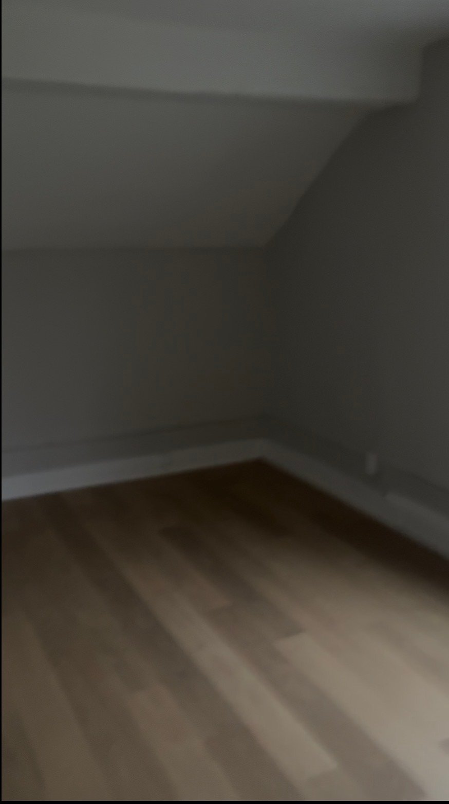 Building Photo - 1305 Mott Ave