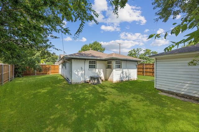 Building Photo - 9670 Lynbrook Dr