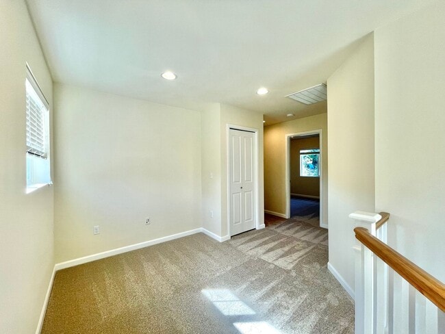 Building Photo - Great Home for rent