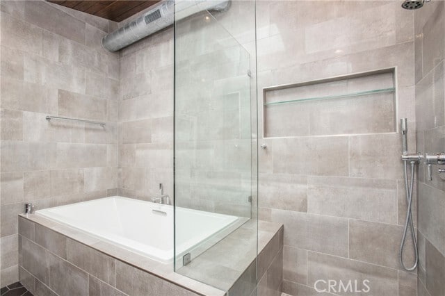 Building Photo - 546 Temple Hills Dr
