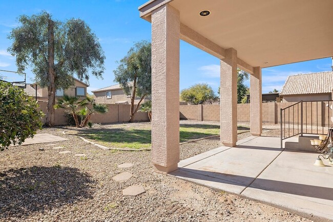 Building Photo - 3297 E Warbler Rd