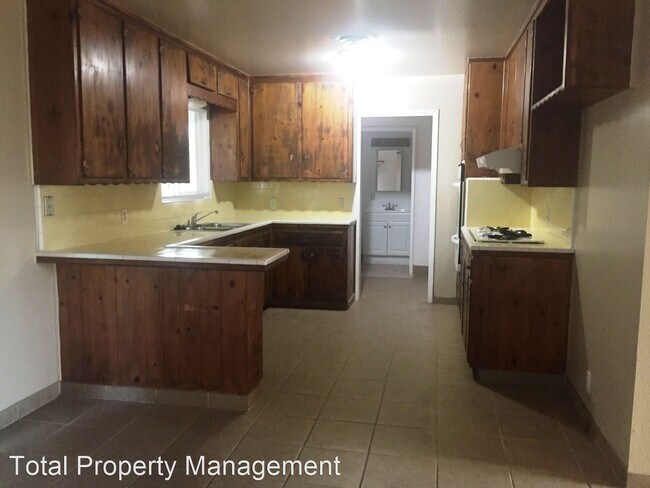 Building Photo - 3 br, 2 bath House - 946 Cardoza Dr