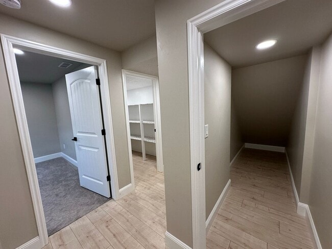 Building Photo - Single Family Home on Ranches Golf Course ...