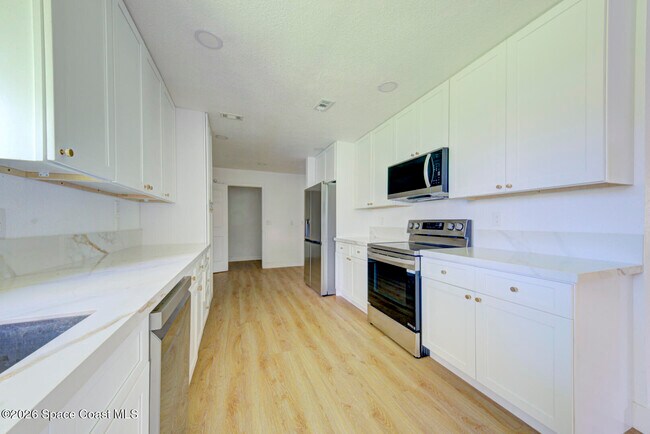 Building Photo - 4580 Flood St