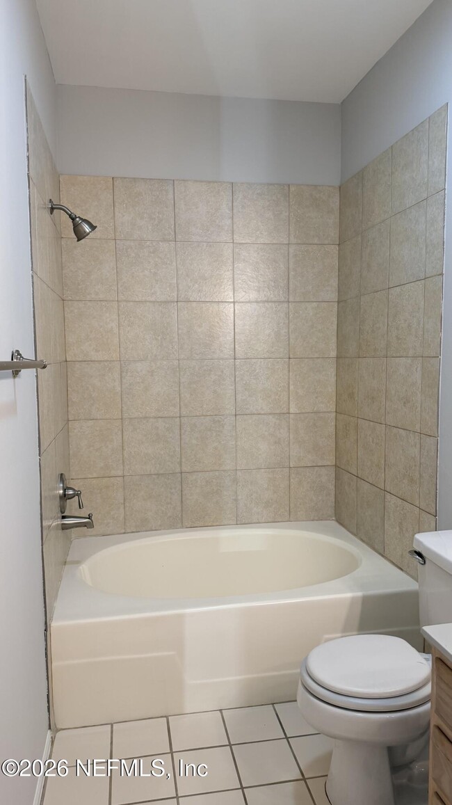 Building Photo - 211 Colima Ct