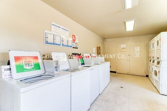 Building Photo - 5500 Ackerfield Ave