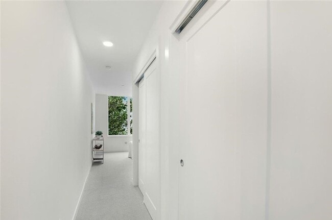 Building Photo - 447 NE 73rd St