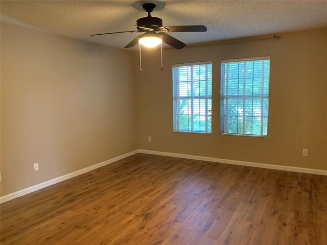 Building Photo - 1472 Stewart Dr