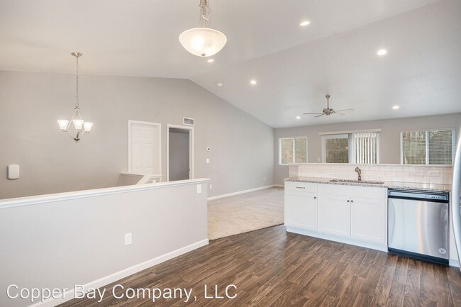 Building Photo - 4 br, 2 bath House - 1632 Garfield Court